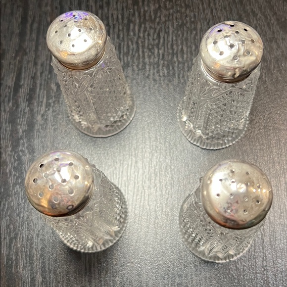 2 Pairs of VTG Sterling Silver Crystal Cut Style Glass Salt and Pepper Shakers - Picture 4 of 17
